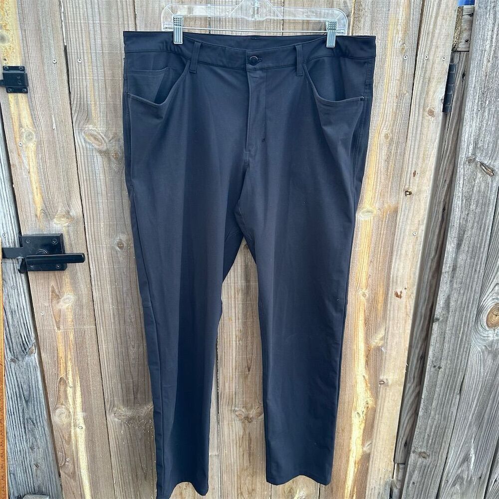 Lululemon Men's ABC Chino Pants Black Size 38 Classic Fit Casual